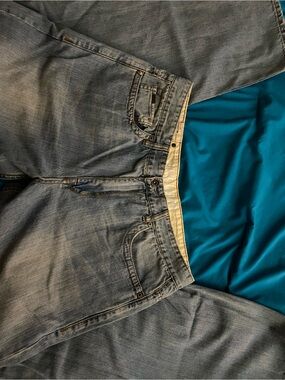 Men's Light Blue Denim Jeans - Casual Straight Fit
